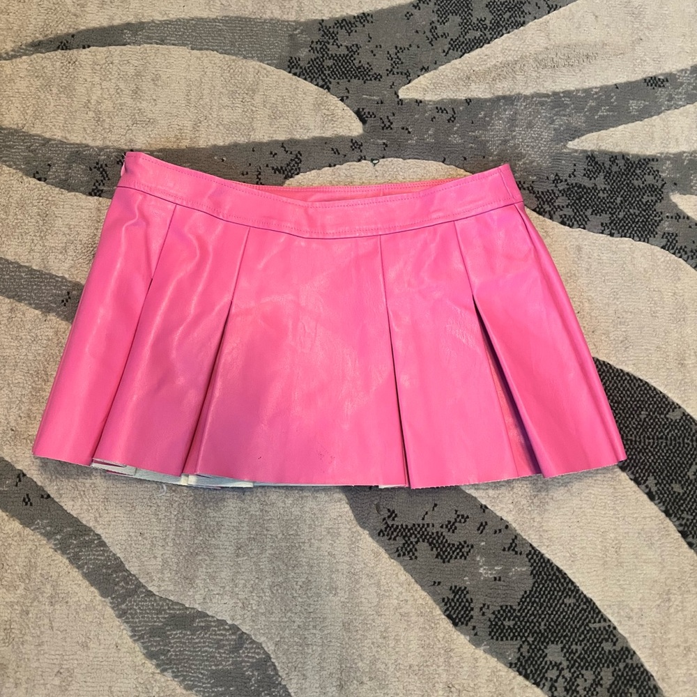 Size small Pink Pleated leather skirt